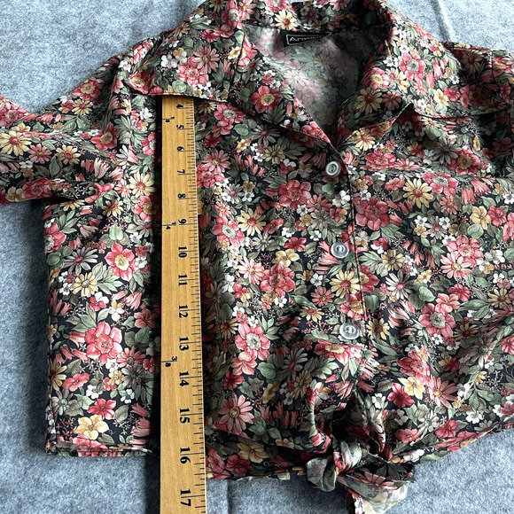 Anxiety Crop Top Womens Medium Floral Front Tie Cottagecore Dainty Feminine - Picture 7 of 7